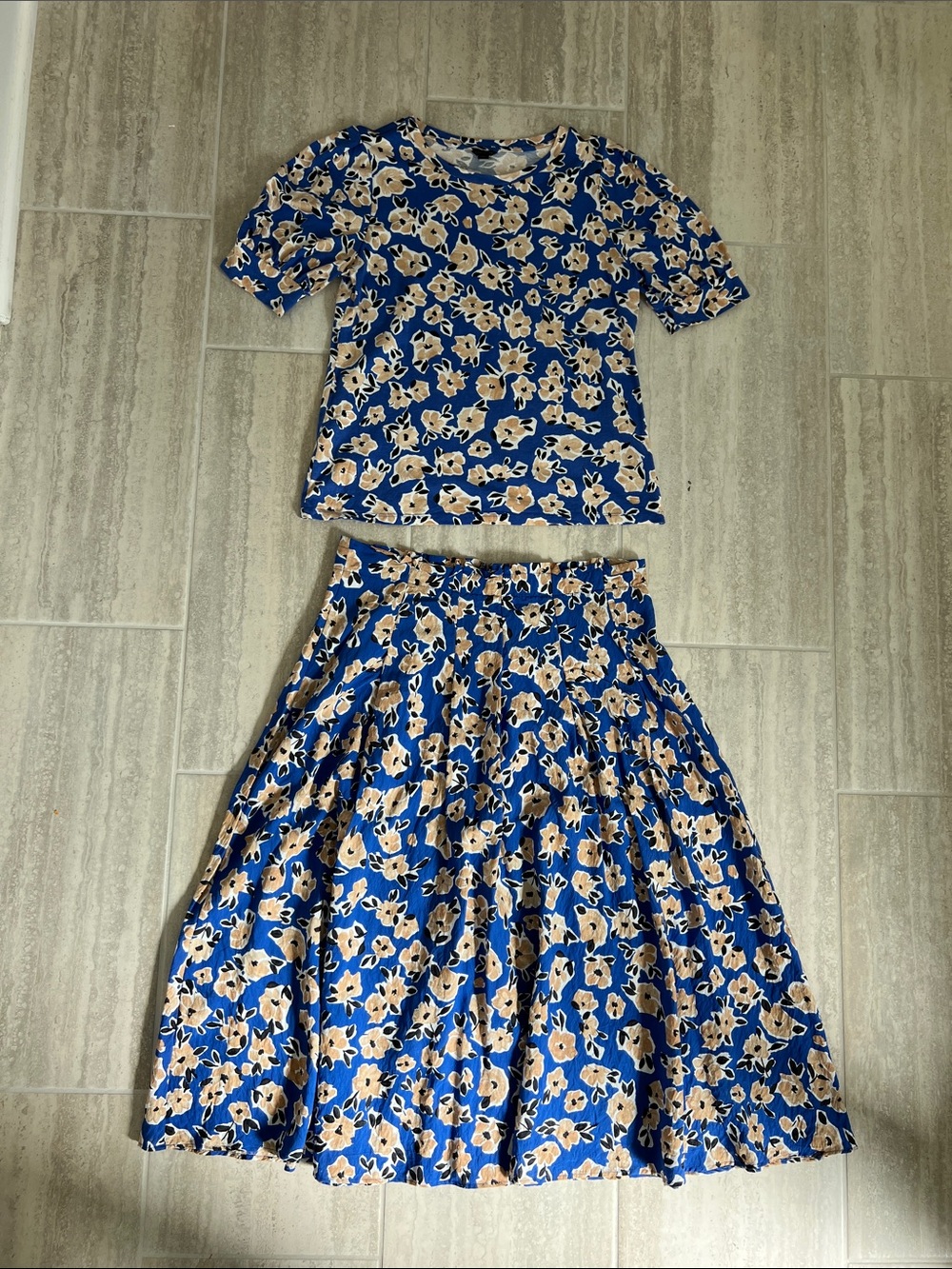 Ann Taylor Blue Floral Skirt Set with Beige Accents